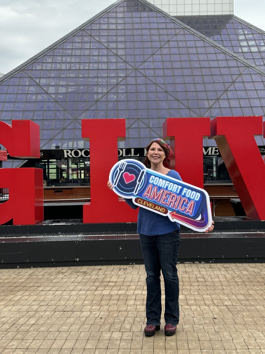 “it is so incredibly humbling to have been asked to represent Cleveland comfort food on @GMA this morning to share a little bit about what we Clevelanders are made of,” - Lidia Trempe @RudysStrudel #thiscle