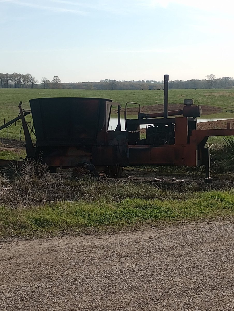 End of the gin trash for the year. Took tub grinder with it #AgTwitter