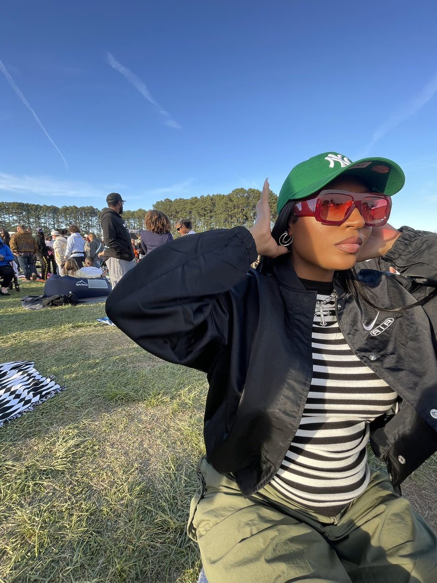 Amaryllis tweet media