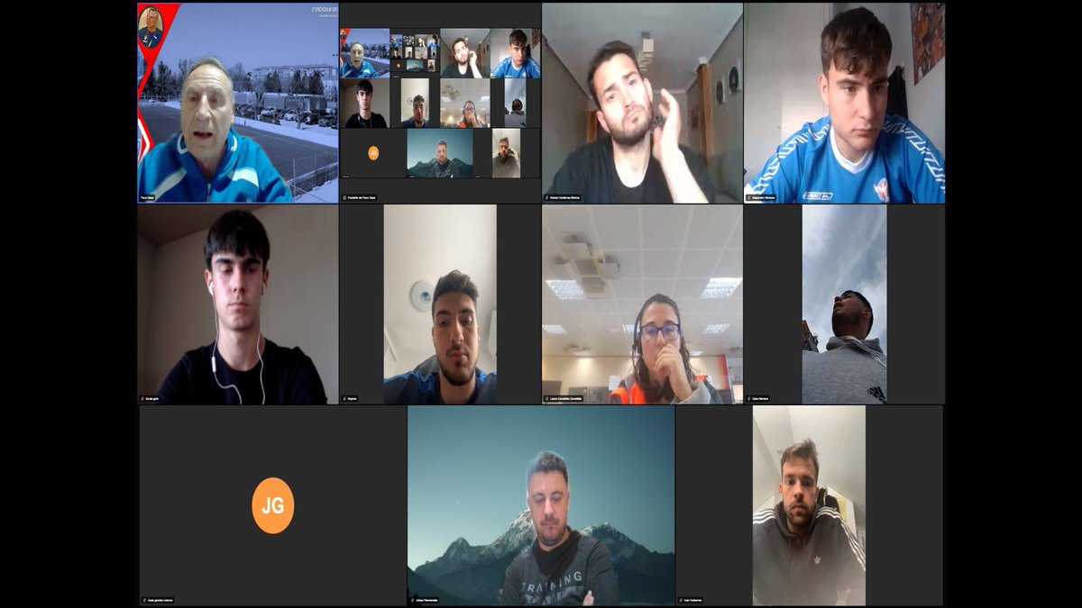 💻 Segundas tutorías del curso UEFA C del 1 abril, con el claustro entregado en beneficio del alumnado que muestra actitud y compromiso 👌