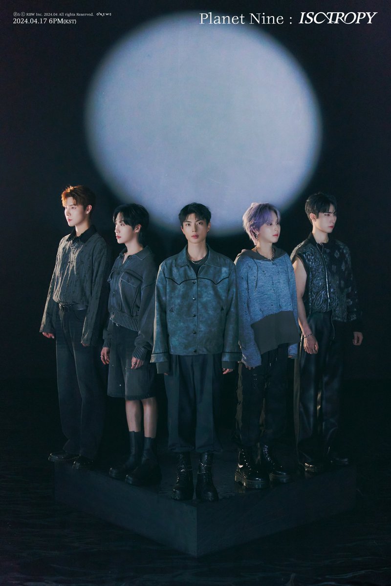 official_ONEWE's tweet photo. [#ONEWE] 

ONEWE 3RD MINI ALBUM 
[Planet Nine : ISOTROPY]
  
🌑 CONCEPT PHOTO #2 🌑

▪ YONG HOON ▪
▪ KANG HYUN ▪

2024.04.17 6PM (KST) RELEASE✔

#원위 #PlanetNine_ISOTROPY
#용훈 #YongHoon
#강현 #KangHyun
#추억의_소각장 #Beautiful_Ashes https://t.co/3wUhUF4EQG