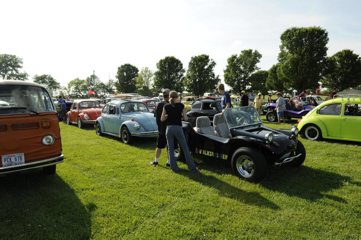 acvwpassion's tweet photo. We visit the 2010 #ACVWFunfest for this #ThrowbackThursday #ACVWPassion #ACVW https://t.co/ngDuao5nzs
