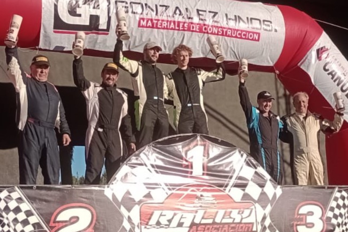 multipringles's tweet image. BUENA ACTUACIÓN DE LOS PILOTOS PRINGLENSES

El ganador de la Clasificación General fue Andrés Paredes de Daireaux. 

Nota: eldiariodepringles.com.ar/deportes/2024-…