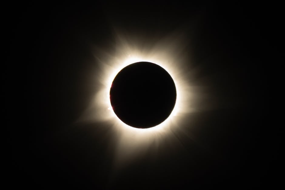 Hey SUSLA family! 🌓 Don't forget to check out the eclipse happening today - it's not just a cool cosmic event, but also a great opportunity to learn about astronomy and our place in the universe. Grab your eclipse glasses and enjoy this incredible natural phenomenon!