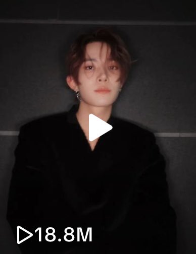 240408 | TIKTOK

#HEESEUNG’s Marikit sa Dilim Tiktok Challenge has now reached 4M likes with 18.8M views, 116.5K comments and 128.1K shares. 🥰

#HEESEUNG #희승 #ヒスン #李羲承 
@ENHYPEN_members