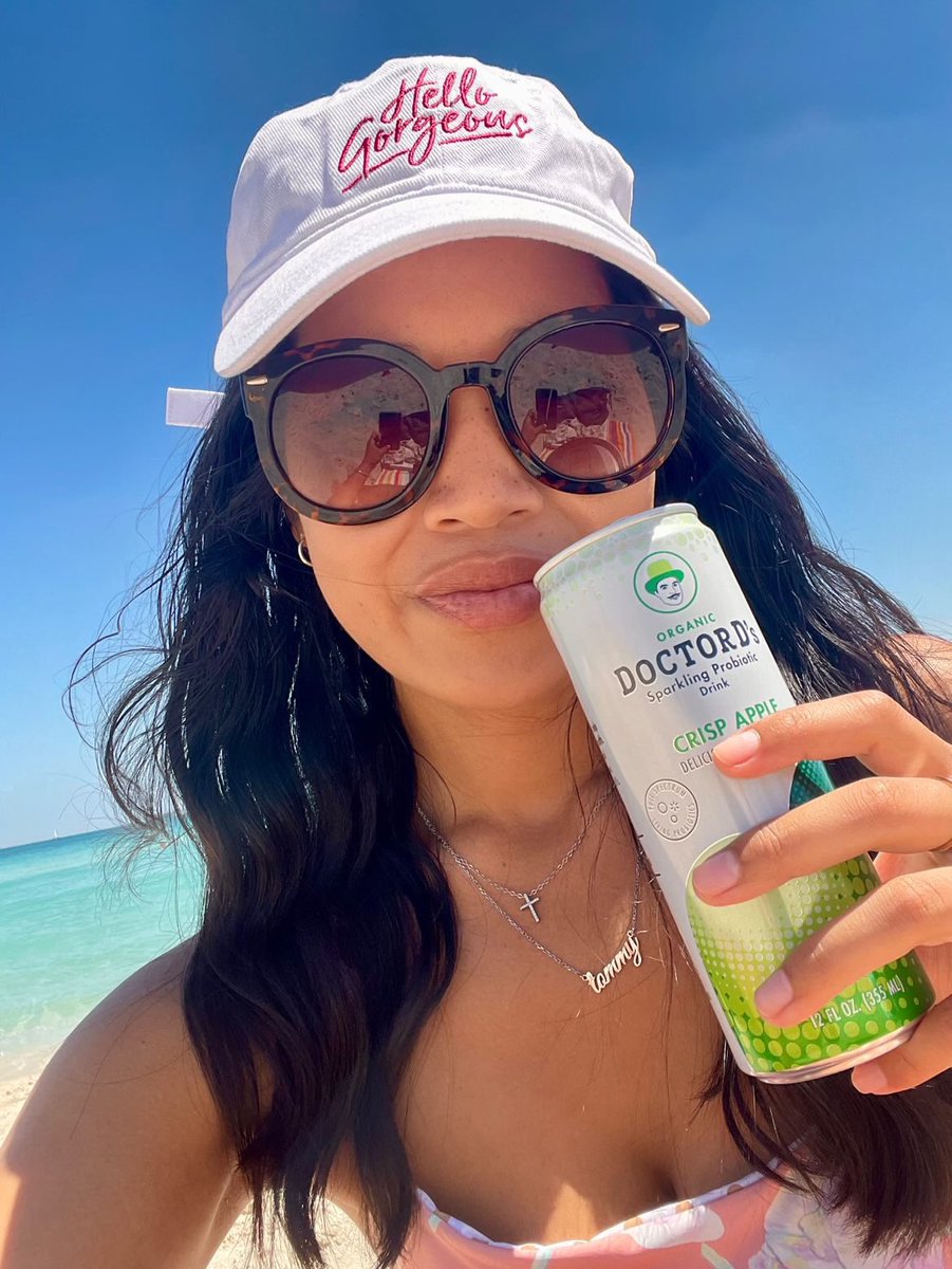 Get your summer glow from the inside out☀️

#guthealth #probiotics #digestivehealth #digestiveenzymes #gutsupport #livingprobiotics #goodgutglow #glowup #summerglow