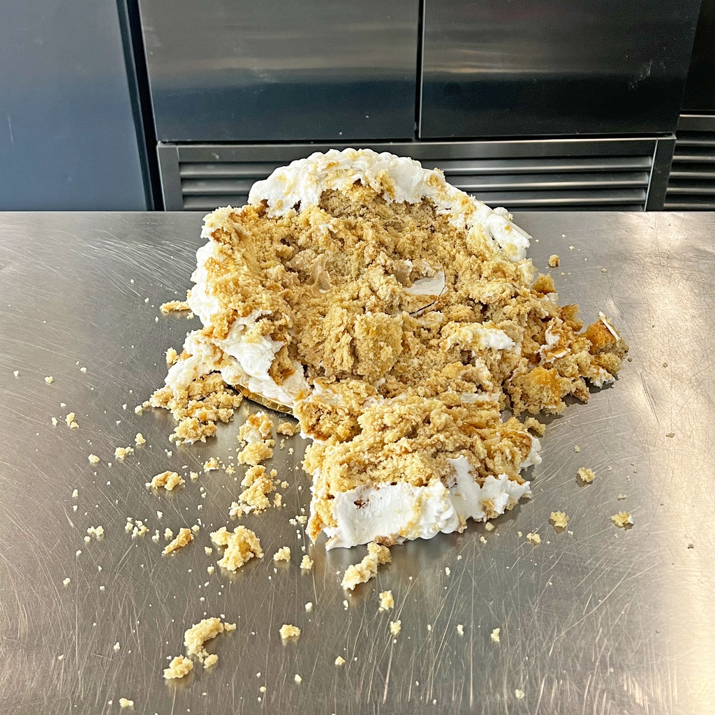 Timelesscoffee's tweet image. 🙃 Monday mornings, amirite?