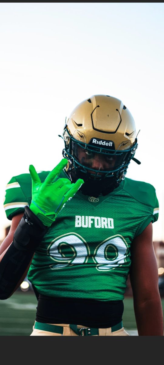 I am honored to be named the #1 8th grade defensive player in the state and #4 overall by @borntocompete. Thank you @Alex_B2C. @deucerecruiting @Chris_GantJr @CoachBeck56 @CoachGCarswell @SCOOBZILLA730 @On3sports @buford_football @PrepRedzoneNext @AlPopsFootball @TheUCReport