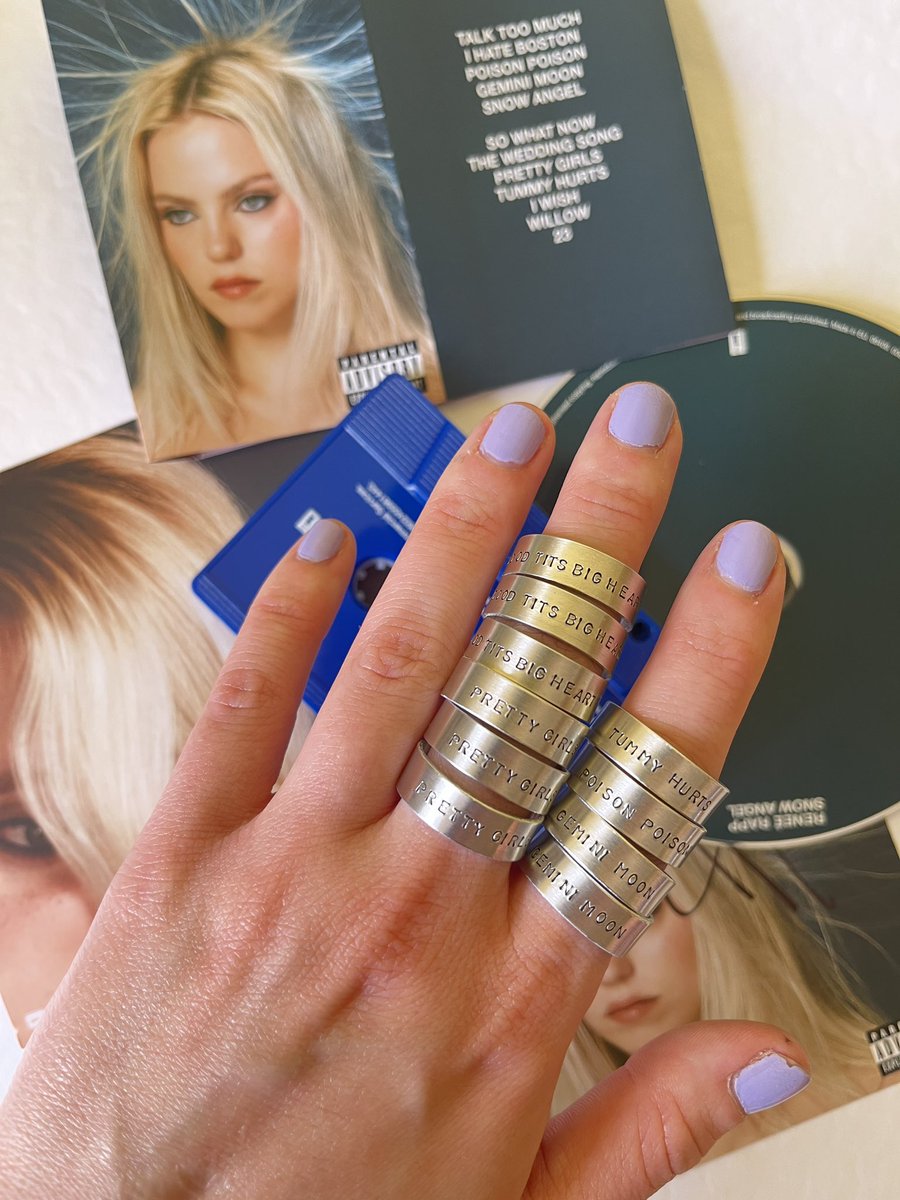 an extra restock of the reneé inspired rings has just gone live✨

matteroftimerings.etsy.com/listing/140749…

#etsyseller #smallbusiness #reneerapp