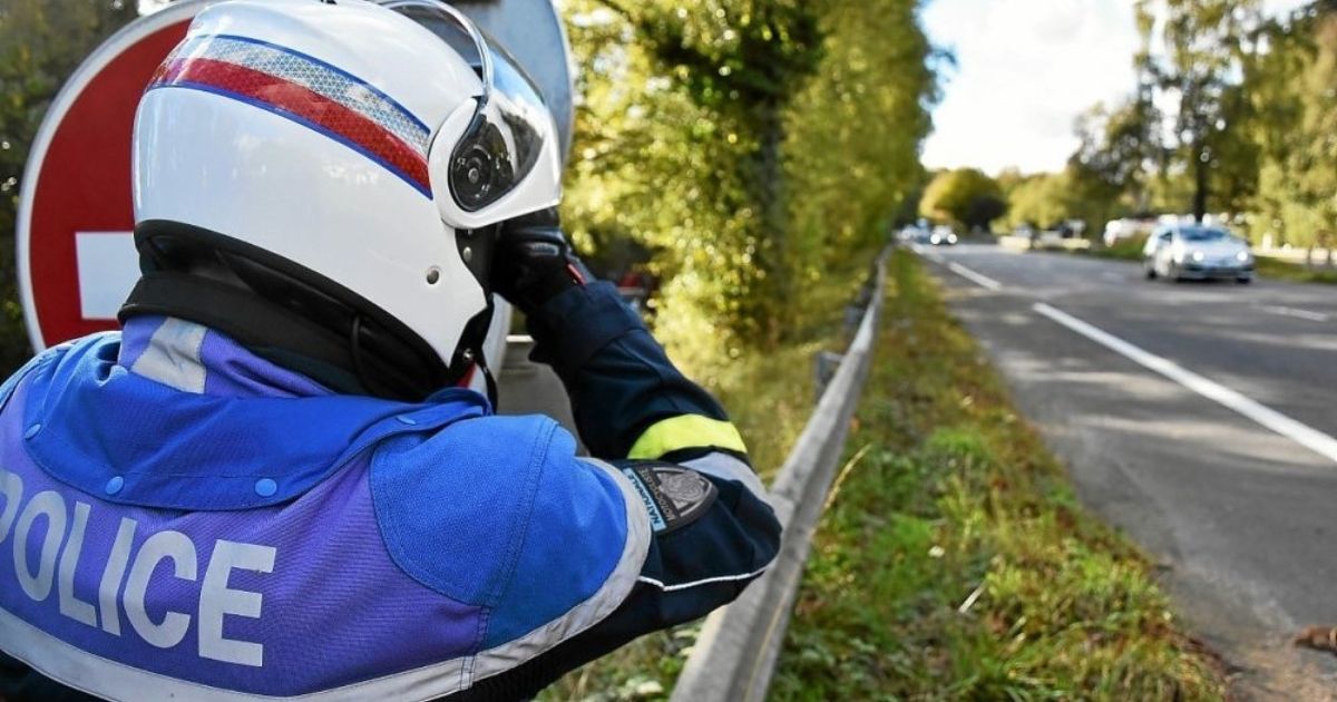 #SécuritéRoutière | Ce midi, les👮de la Brigade Motorisée @PoliceNat76 ont procédé à un contrôle de vitesse sur le pont Mathilde @Rouen (limité à 50 km/h) ✅37 véhicules contrôlés ❌6 excès de vitesse : dont 2 sup. à 30 km/h et 2 sup. à 40 km/h au dessus de la limite autorisée