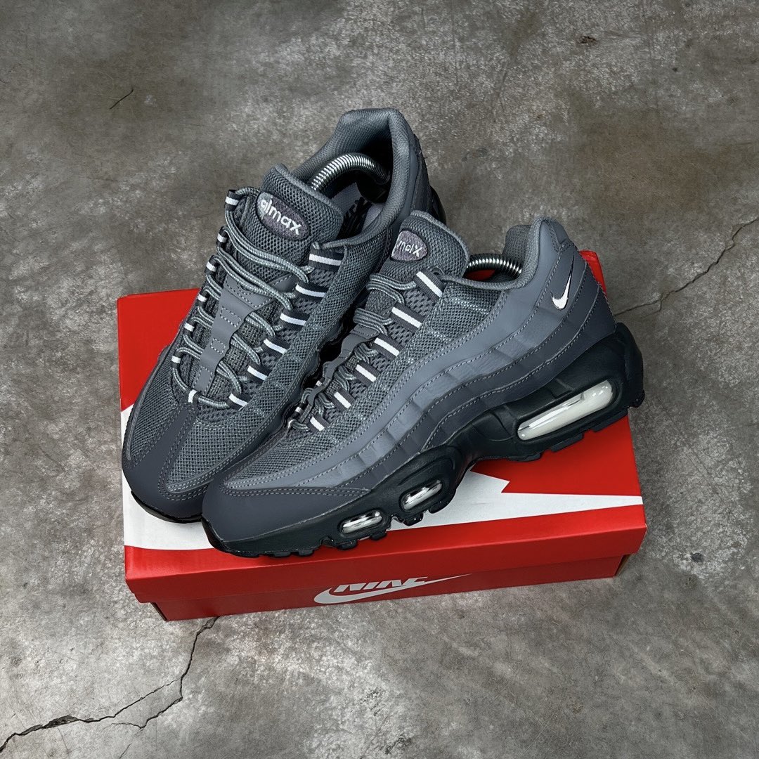 air max 95 dark grey