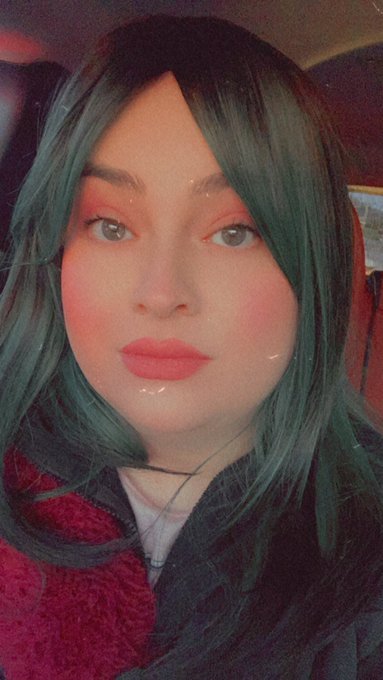 How&rsquo;s everyone&rsquo;s morning? 🩷🩷 https://t.co/JeDF2D16n4