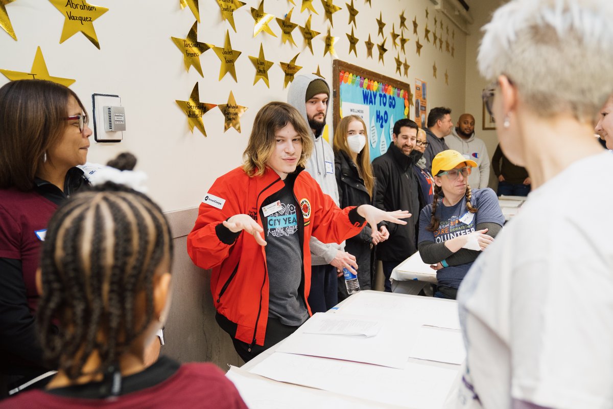 DBundrige's tweet photo. Make an impact at @CityYearPhilly's alumni service event at @hope4eduphilly, coming up on Sat., April 20. Join us to paint murals and reconnect with the CYP alumni community.

RSVP now to secure your place: https://t.co/d4UTsAB9P8 https://t.co/LqNJ6kvc4D