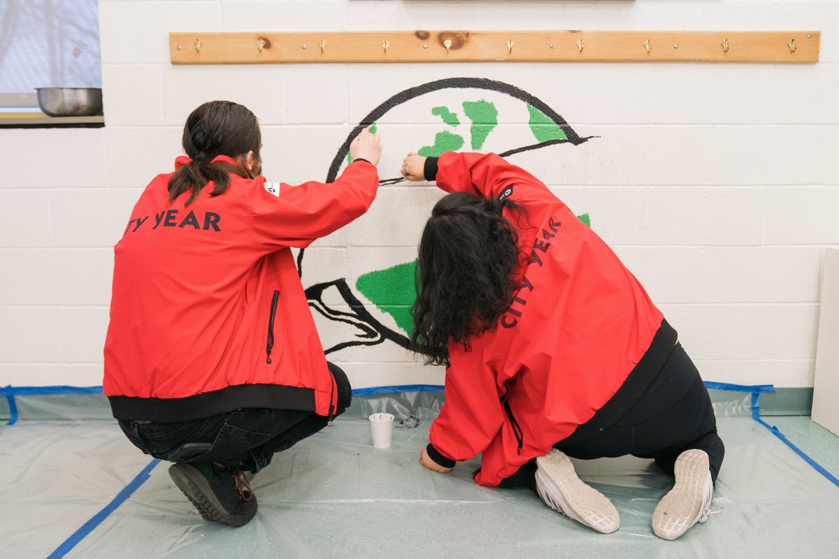 DBundrige's tweet photo. Make an impact at @CityYearPhilly's alumni service event at @hope4eduphilly, coming up on Sat., April 20. Join us to paint murals and reconnect with the CYP alumni community.

RSVP now to secure your place: https://t.co/d4UTsAB9P8 https://t.co/LqNJ6kvc4D