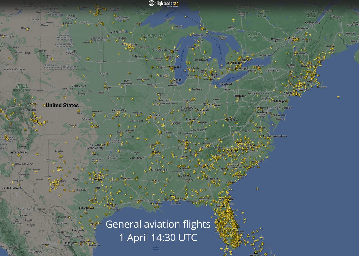 flightradar24's tweet photo. There is also incredible General aviation interest in the eclipse—a more than 116% increase in GA flights this morning over the US. Here's today, compared to last Monday morning.