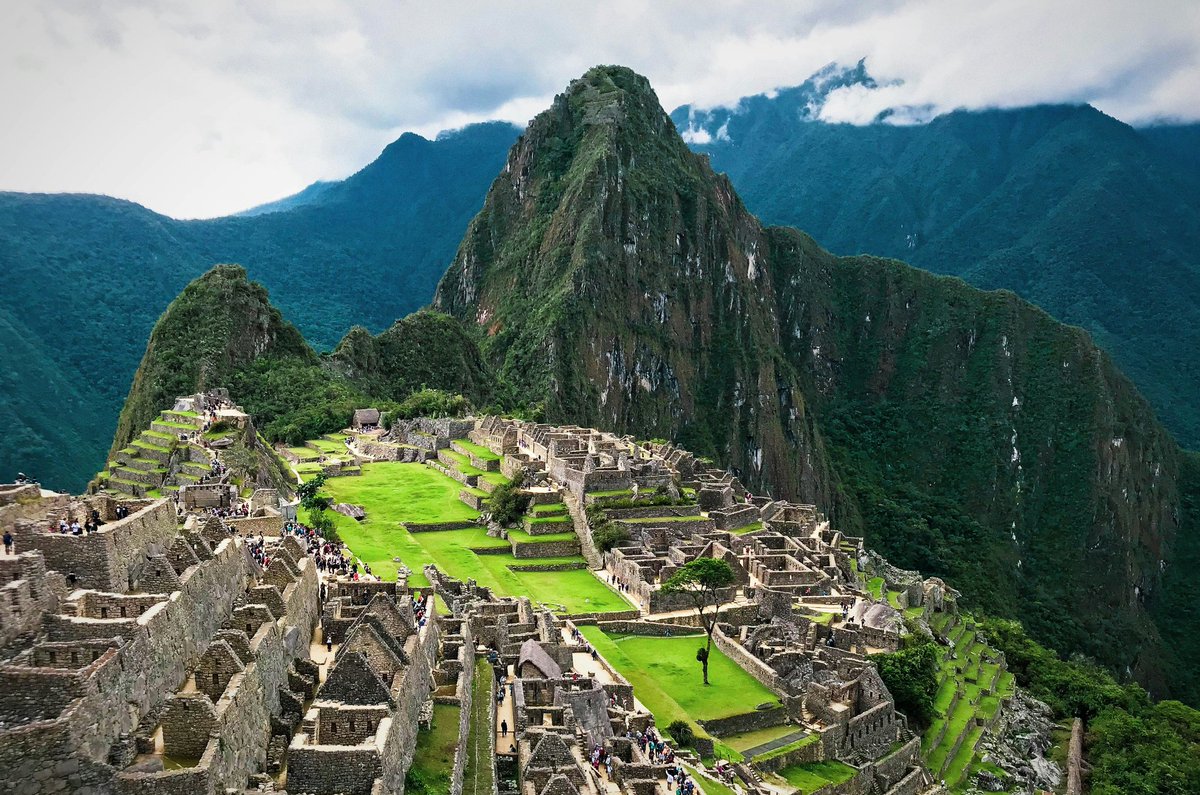 “Immerse yourself in the breathtaking majesty of Machu Picchu.” 🟩 Machu Picchu is one of the most remarkable man-made wonders of the world. It is an Incan fortress located above the Urubamba River valley ✅ Read more: traveljoyfully.com/man-made-wonde… #MachuPicchuMagic