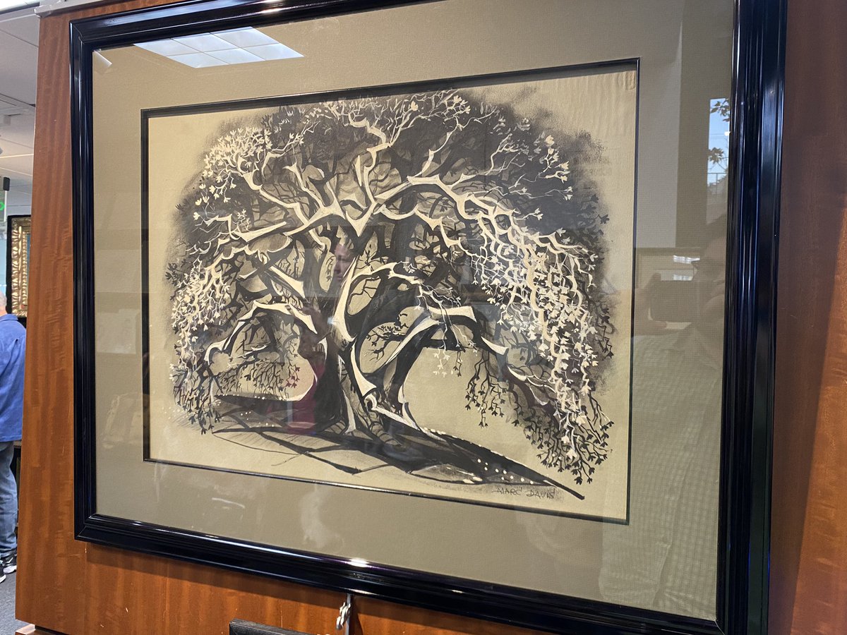 A few nights back I went to the Marc n Alice Davis auction reception and, among many other things, I saw Marc’s painting that he did for “4 Artists Paint One Tree”, which left a huge impact on my when my middle school art teacher showed me it 20 years ago. Just incredible.