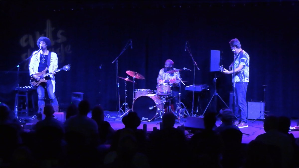 What a great time bringing my Stanley Plays Jimi show back to the @ArtsGarageFL in Delray Beach! @kenwooddennard on drums and keys and on bass. I'll be playing show on May 9 in Boca Raton: wl.seetickets.us/event/stanley-…