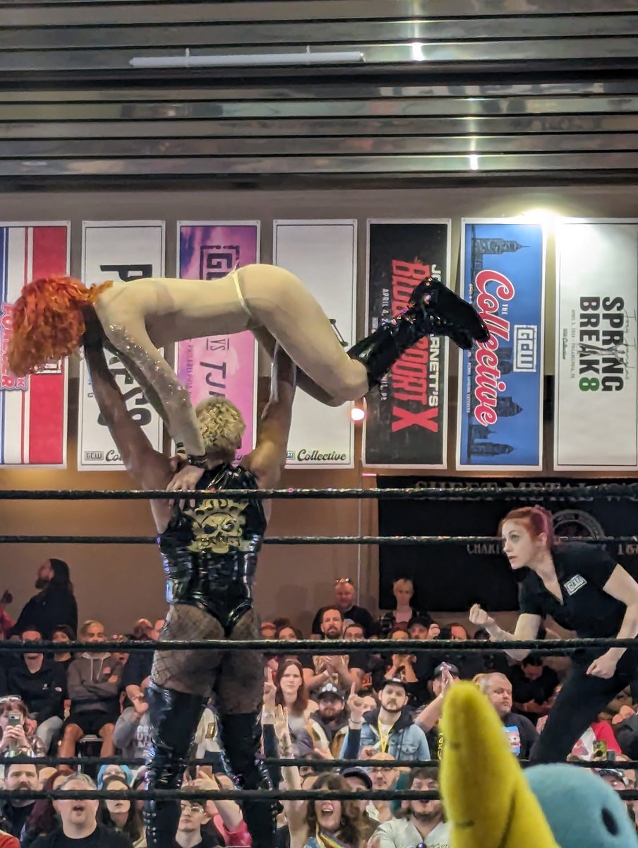 also @ThisIs_Progress who is this ref??? she had a whole fanclub in the back row, we were kvelling. door people after the show said she was busy setting up for the next one but agreed she's 'a baddie.' I want to be her when I grow up. #EFFYBGB9