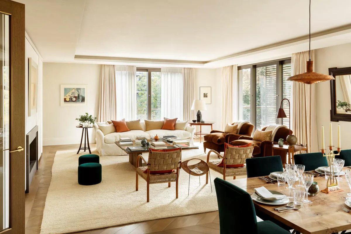 📍Campden Hill, Holland Park, London, UK
£16,950,000
__
Discover the epitome of luxury living in Apartment 66, a magnificent five-bedroom, two-reception room residence nestled within the prestigious Holland Park Villas in Kensington, London.
__
#NestSeekers #HollandPark #London
