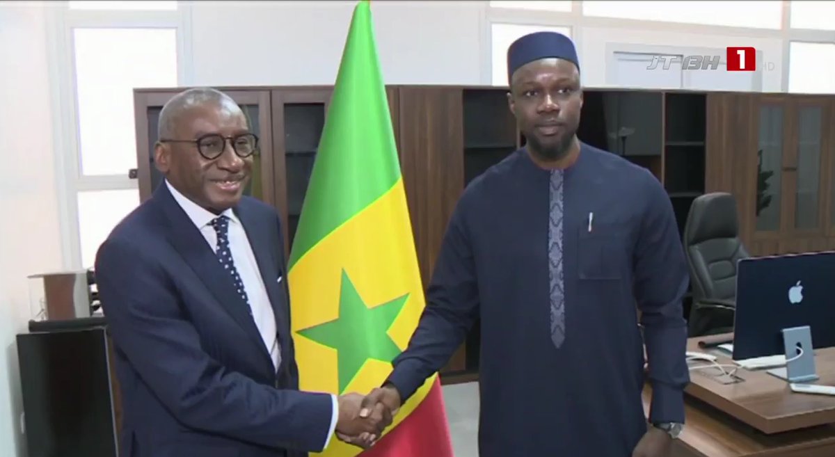 🇸🇳🔴#Senegal Ousmane Sonko officiellement PM du Sénégal. Il fallait un PM de la trempe du PROS pour mettre en œuvre les réformes qui s’imposent d’abord. Le Prochain PR du Sénégal suit son parcours qui est déjà tout tracé. The Almighty is still in control! We are the Change!♥️🇸🇳
