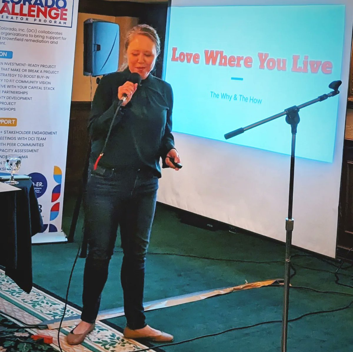 HeidiTown's tweet image. Last week, I was in #Durango, #Colorado to speak at #DCIINTHEGAME by @downtowncolo. 

I also hosted a Dine Around Session called Creating a Buzz in Your Downtown (where I failed to get a photo).

@StraterHotel
@DurangoBID #DCIVIBRANTDOWNTOWN #LoveWhereYouLive