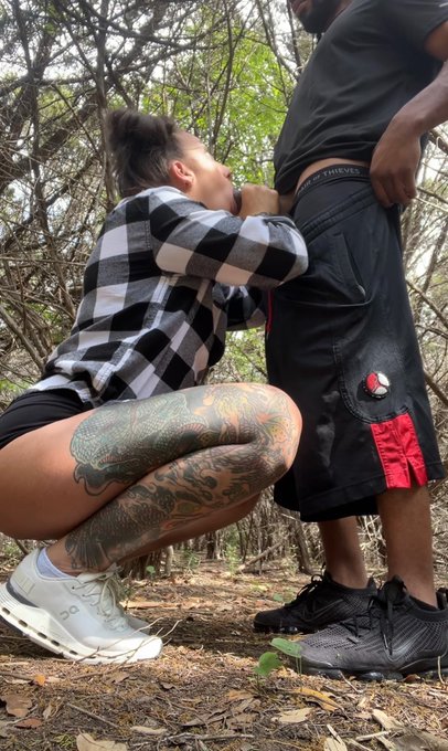 New trail&hellip;same slut 😈 Retweet if you&rsquo;d Cum on weekend adventures with me   https://t.co/xFDRTrLTIf https://t<a href="/tag/anal"class="tags"><span>#anal</span></a>