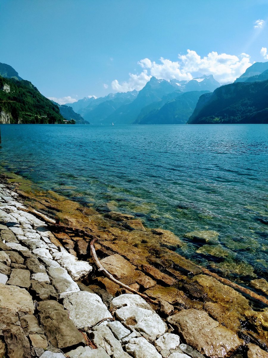 The lakefront in Brunnen, Switzerland is just spectacular! 
#Switzerland 🇨🇭