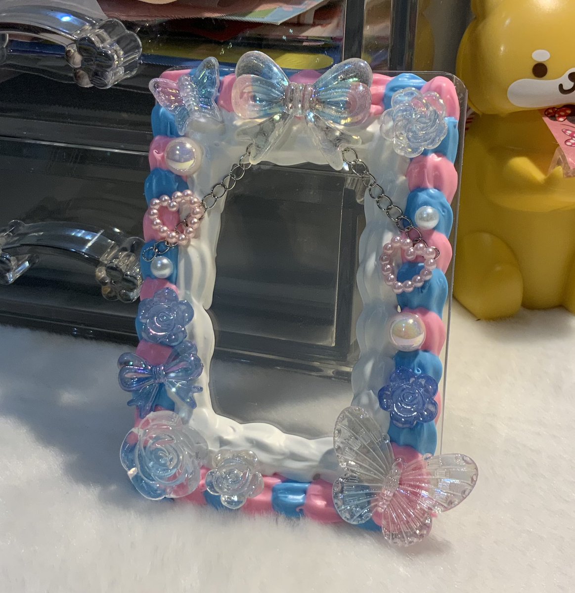 jingerb3ll_'s tweet photo. wts พร้อมส่ง 🎀🩵

Price : 119฿ 📮 free shipping ❗️

💌 สนใจทักเดม/เมนชั่นได้เลยค่า

#ตลาดนัดแฟ้มการ์ด #ตลาดนัดเฟรมการ์ด #เฟรมการ์ด #cardholder #แฟ้มการ์ด #เฟรมการ์ดเจ้าหญิง #เฟรมการ์ดพร้อมส่ง #เฟรมการ์ดวิปครีม wtt wtb ตามหา https://t.co/PXMhSUWO69
