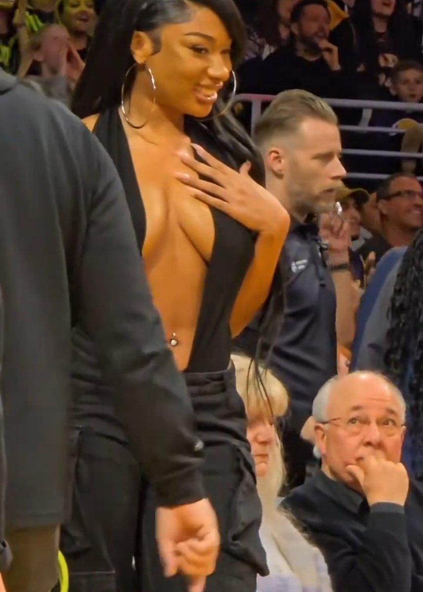 <a href="/DailyLoud/">Daily Loud</a> Old man finna fold in front of his wife 😂😂😂
