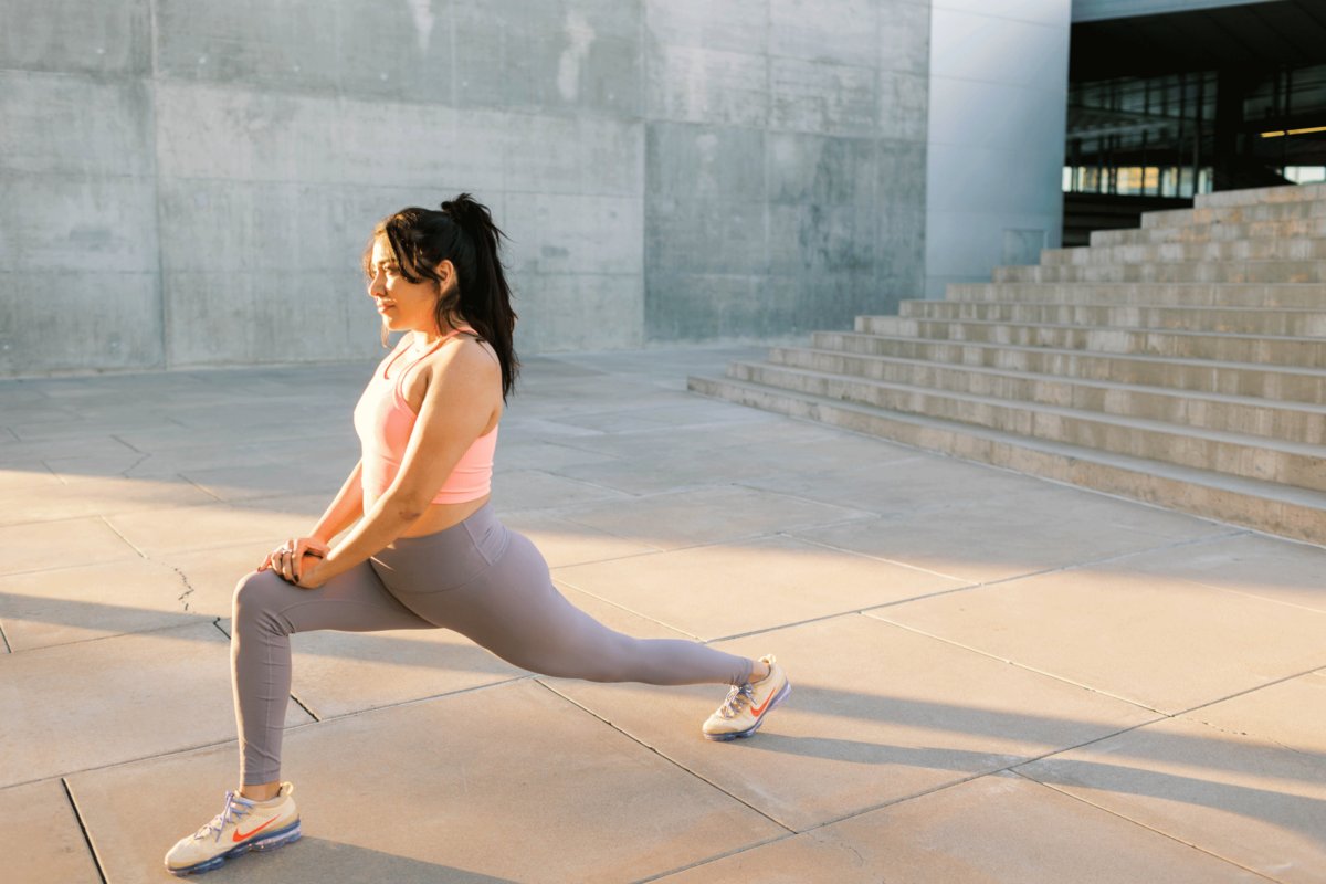 GoaTriathlon's tweet photo. 7 Most Underrated Hip Flexor Stretches for Triathletes https://t.co/jkg7vySUoz https://t.co/8GsJEsCl9u