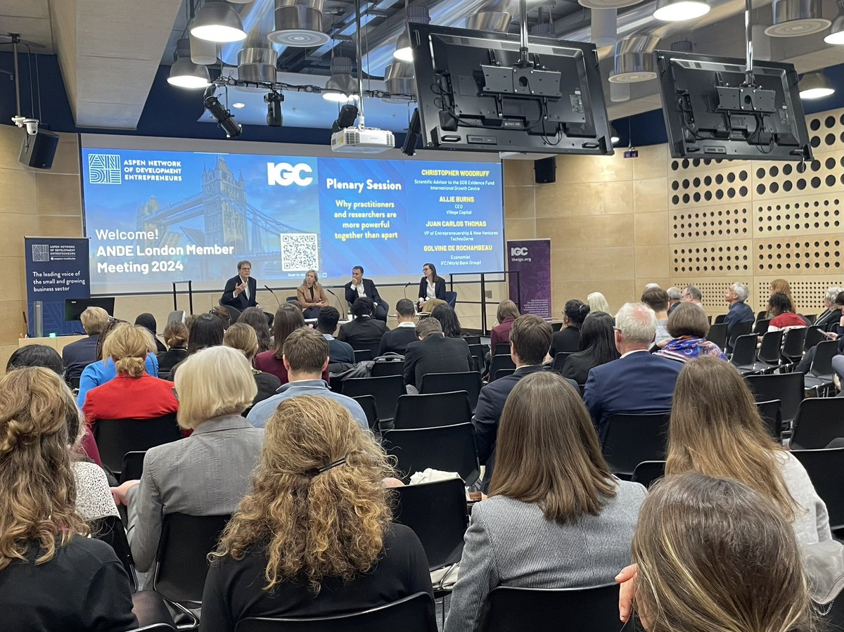 The Plenary Session of the @AspenANDE London Member Meeting 2024 begins, ‘Why practitioners and researchers are more powerful together than apart’, moderated by Christopher Woodruff @uniofoxford