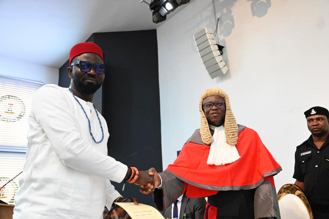 38-Year-Old Omobayo Marvellous Godwins Sworn in as New Deputy Governor of Edo Omobayo, a seasoned Engineer with a proven track record of progressive professional experience in the oil and gas sector has been sworn in as the new Deputy Governor of Edo State. #Edo2024 #MEGA