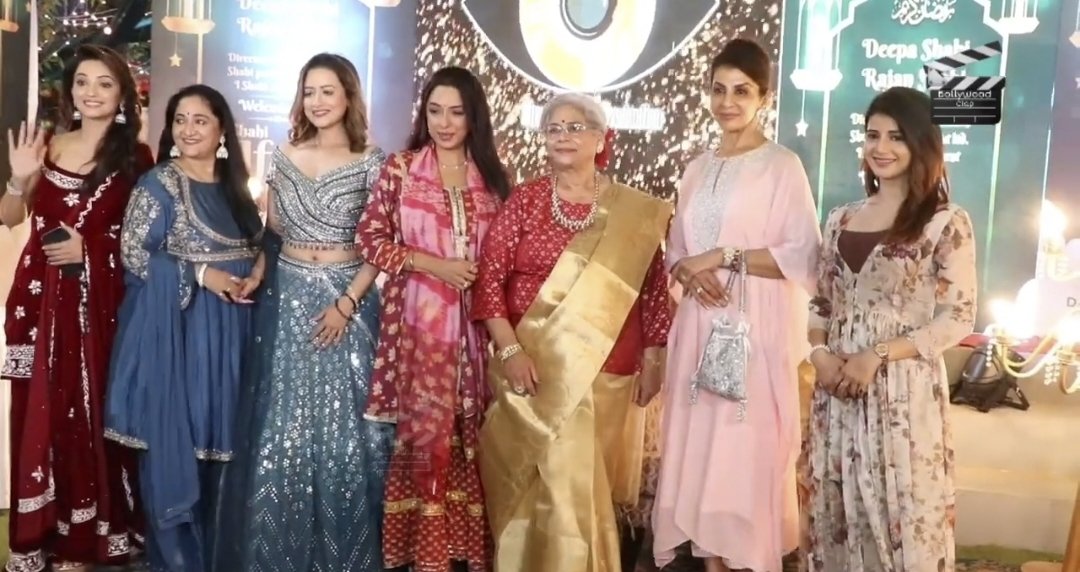 The urge to see #AdaaKhan in yrkkh 📈🥹❤️ #Anupamaa #YehRishtaKyaKehlataHai Adaa at Rajan Shahi Iftaar Party ❤️ #yrkkh #Anupama #SamridhiiShukla #MadalsaSharma