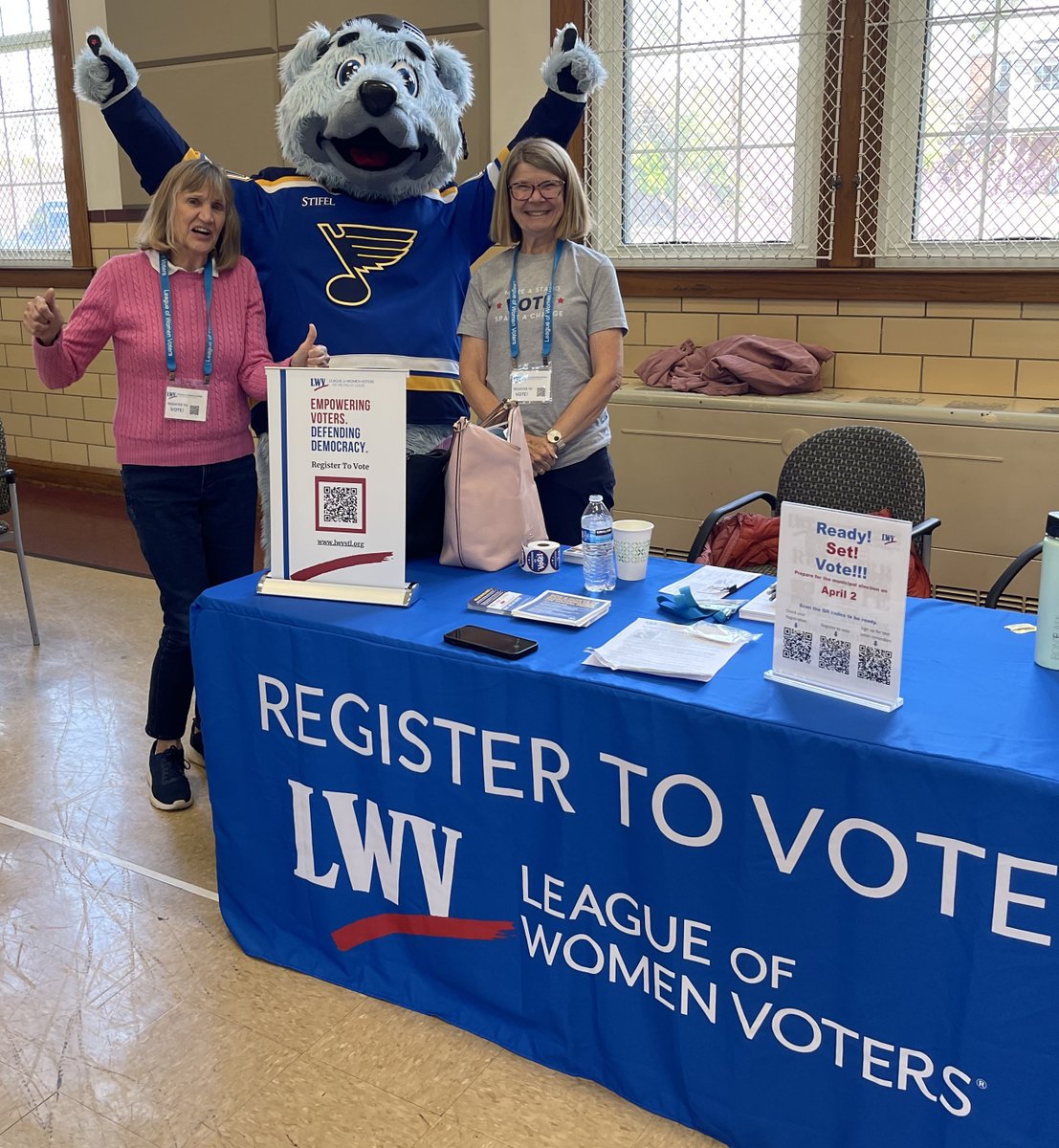 Gloria Garidel and Julie Gaebe met Louie the Bear and offered help with voter registration at a Girls Inc./Junior League event. @lwvstl #VOTE