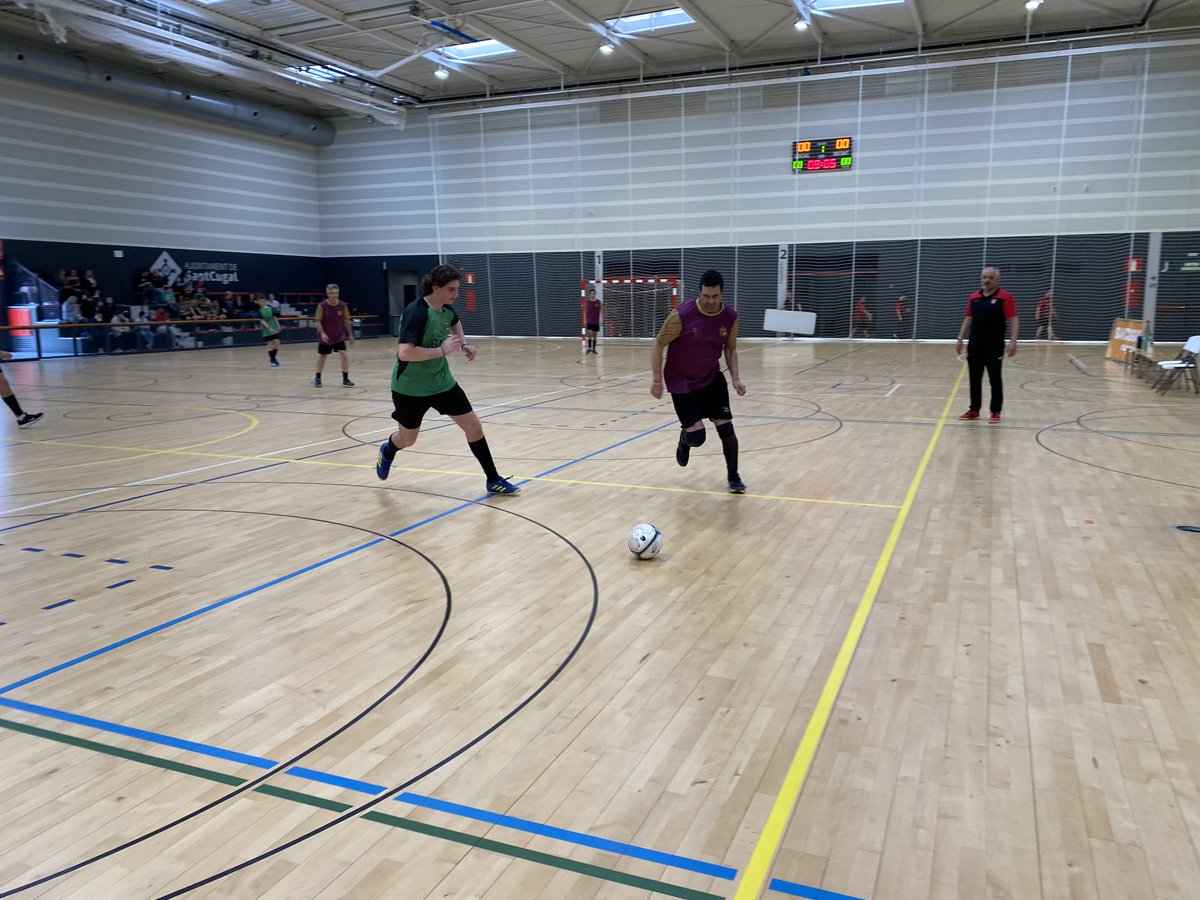 💁 El 1r Torneig Inclusiu del Futbol Sala #SantCugat, un èxit!

👏 Gràcies @CEFCanMir , @unio10terrassa , @InsLaSerreta i @Tronats per voler ser-hi!

🔗 tuit.cat/jwY2X .

@jordpalau @bernatpicornell @EstherMadrona @aberguav @ajsantcugat @josepmvalles @FERRANFELIUS