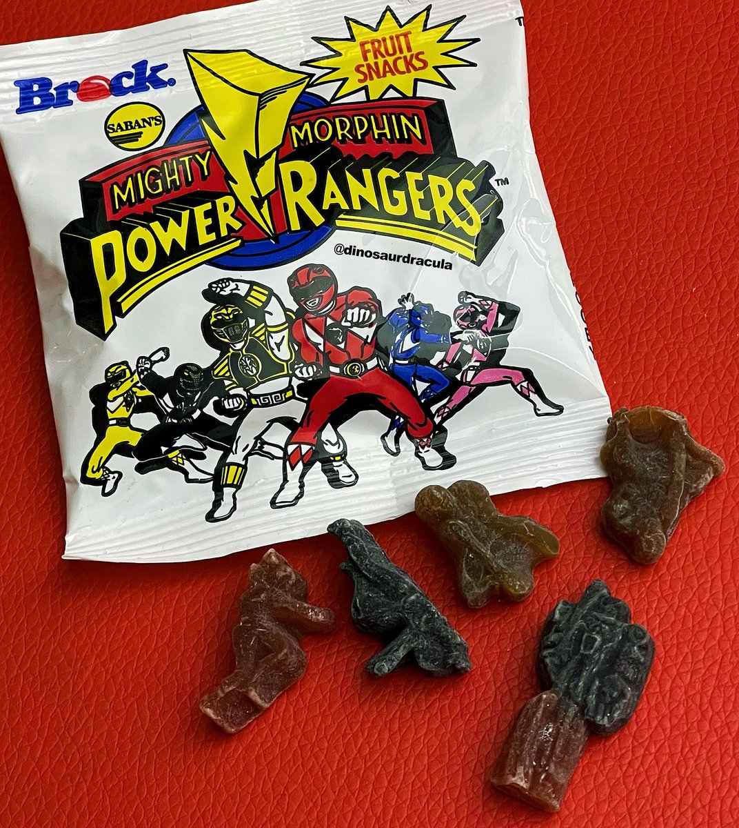 here's what 30-year-old power rangers fruit snacks look like