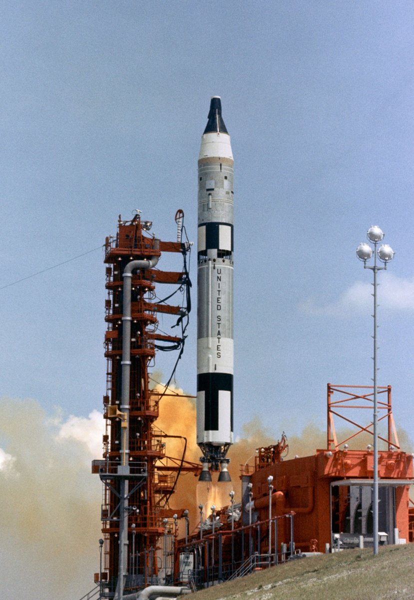 60 years ago on #TDIH, the uncrewed Gemini I mission was launched and successfully orbited the Earth. As a result of the test, the Titan II rocket was considered safe for use in human spaceflight. Learn more about Project Gemini, the Bridge to the Moon: go.nasa.gov/3TUXrjY