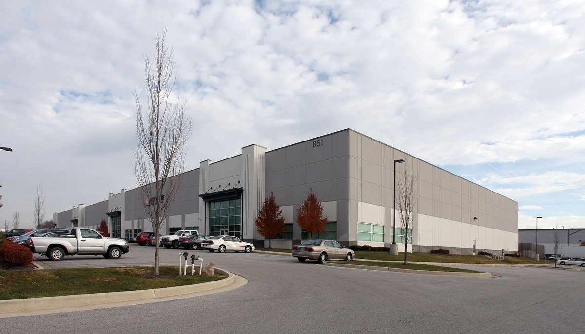 HSACommercial's tweet photo. HSA Commercial Signs 49,977 SF Industrial Lease with Continental in Indianapolis Metro

Read more here: https://t.co/BI3Jw4Xd8n https://t.co/RIUQlbWSMx