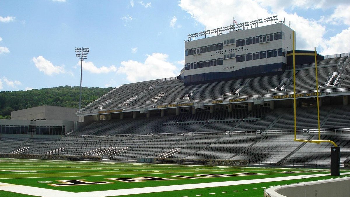Construction Set for April 15th on the Michie Stadium Preservation Project #ArmyFootball @GoBlackKnights @WestPoint_USMA Click Here ➡️ bit.ly/49rC27G
