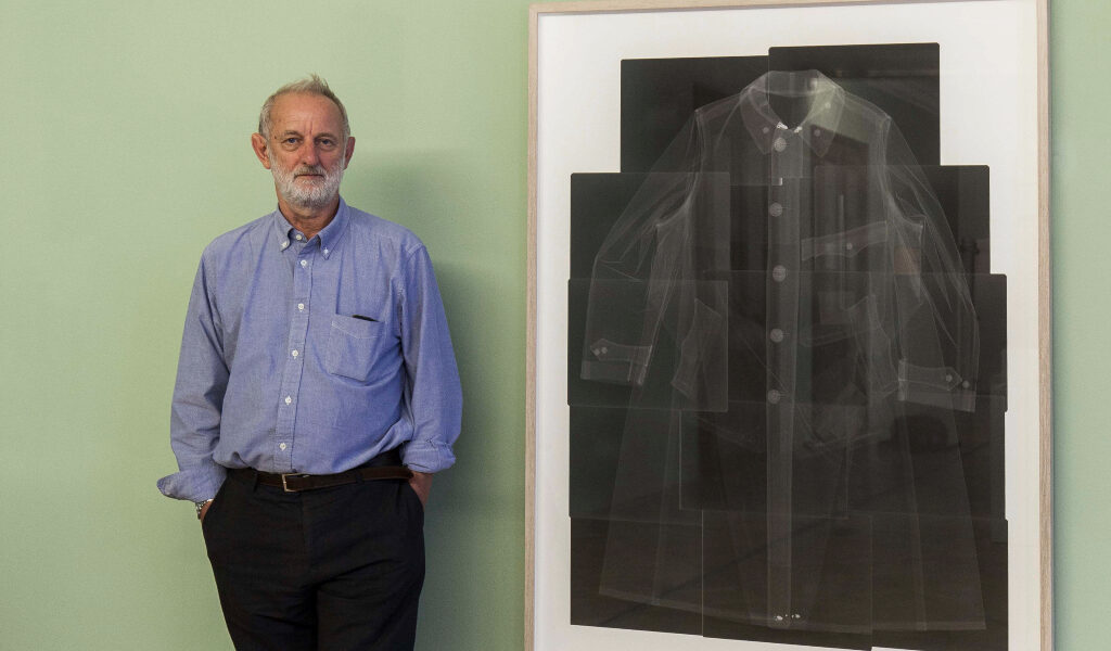 Visiting the museum this Wednesday? Join our talk 'Freud’s Coat & other stories' by artist Paul Coldwell about his art project, inspired by Freud's migration from Vienna to London. Free with admission ticket. ow.ly/P21650R8eBj