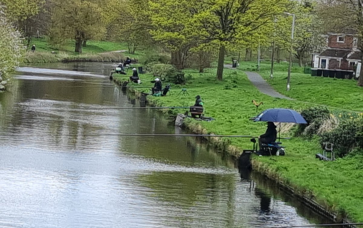 Many top anglers used the Wolverhampton two-day festival as a warm up for this weekend’s opening heat of the Canal Pairs Championships at Soudley 🎣 Tommy Cross took a well-earned victory with a five point total. 👉 See latest angling match results here: ow.ly/iOqX50Rapsi