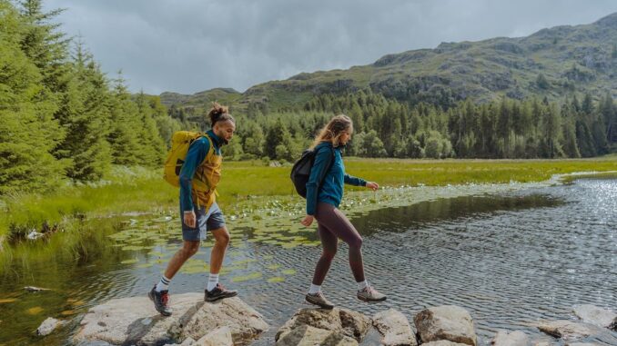 As #summer approaches, check out the new @sprayway_UK #leggings range. My review is omotgtravel.com/lifestyle/ligh… @OMOTG @TravWriters