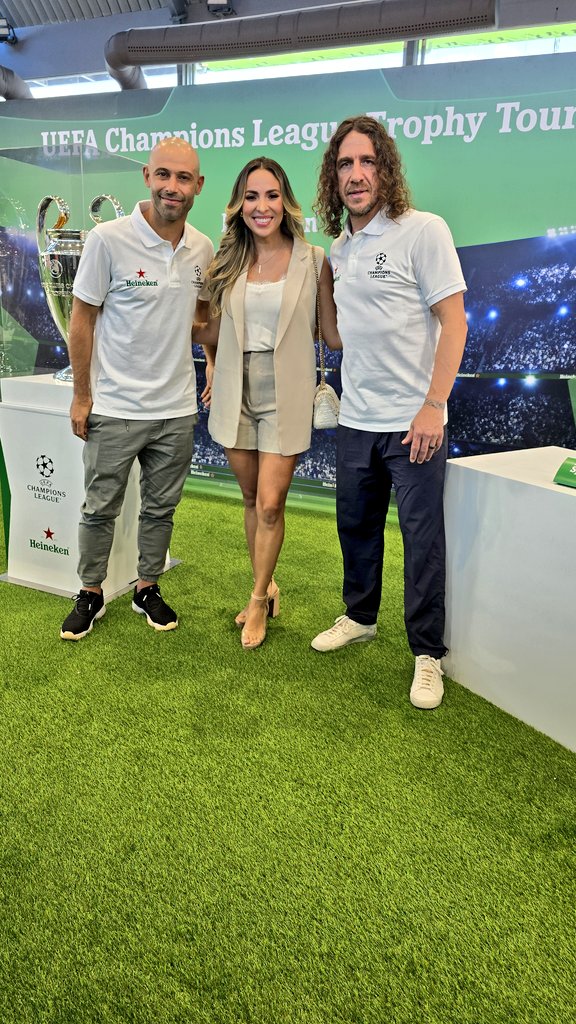 Todas las semanas deberían de empezar así. 
<a href="/Heineken_PA/">Heineken Panamá</a> 
<a href="/Carles5puyol/">Carles Puyol</a>