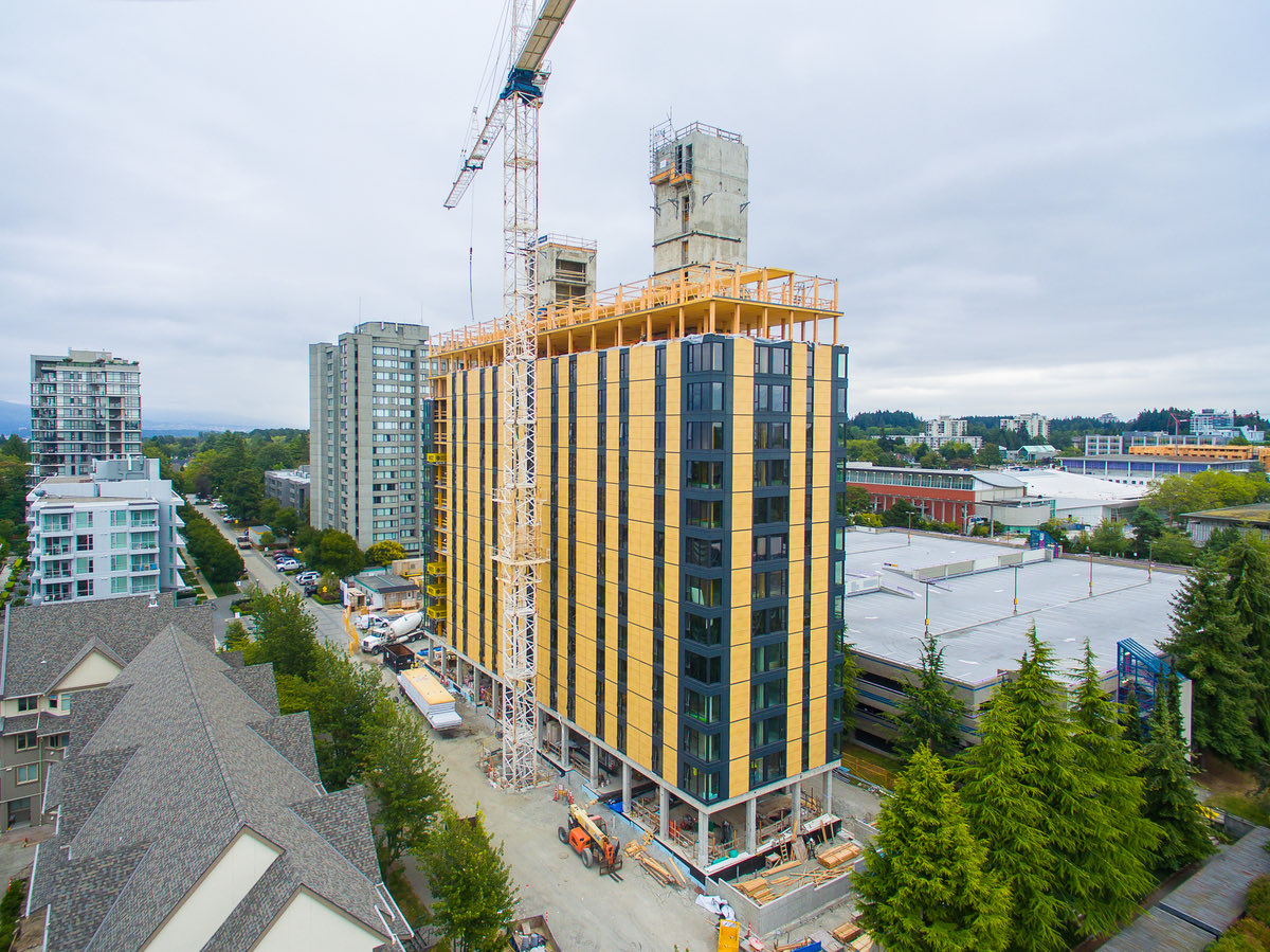 Ontario to adjust its building code to allow #MassTimber construction of up to 18 storeys. This is a positive step for building sustainable communities! (📸 Brock Commons, Vancouver) More: news.ontario.ca/en/release/100…