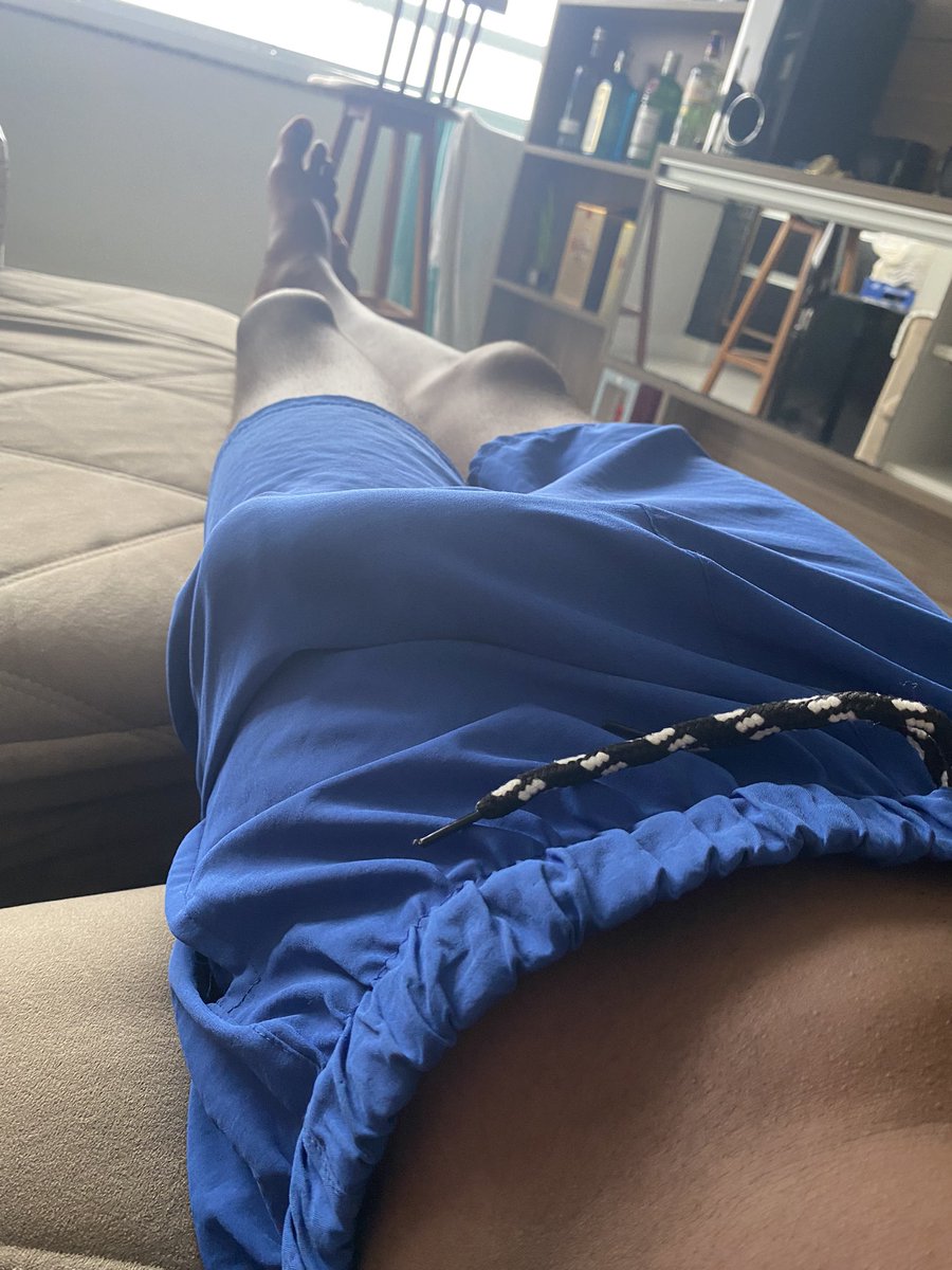 ygor26cm's tweet photo. Eu quando to sem cueca fico assim🔥🔥🔥 https://t.co/2Gy9abtpHg