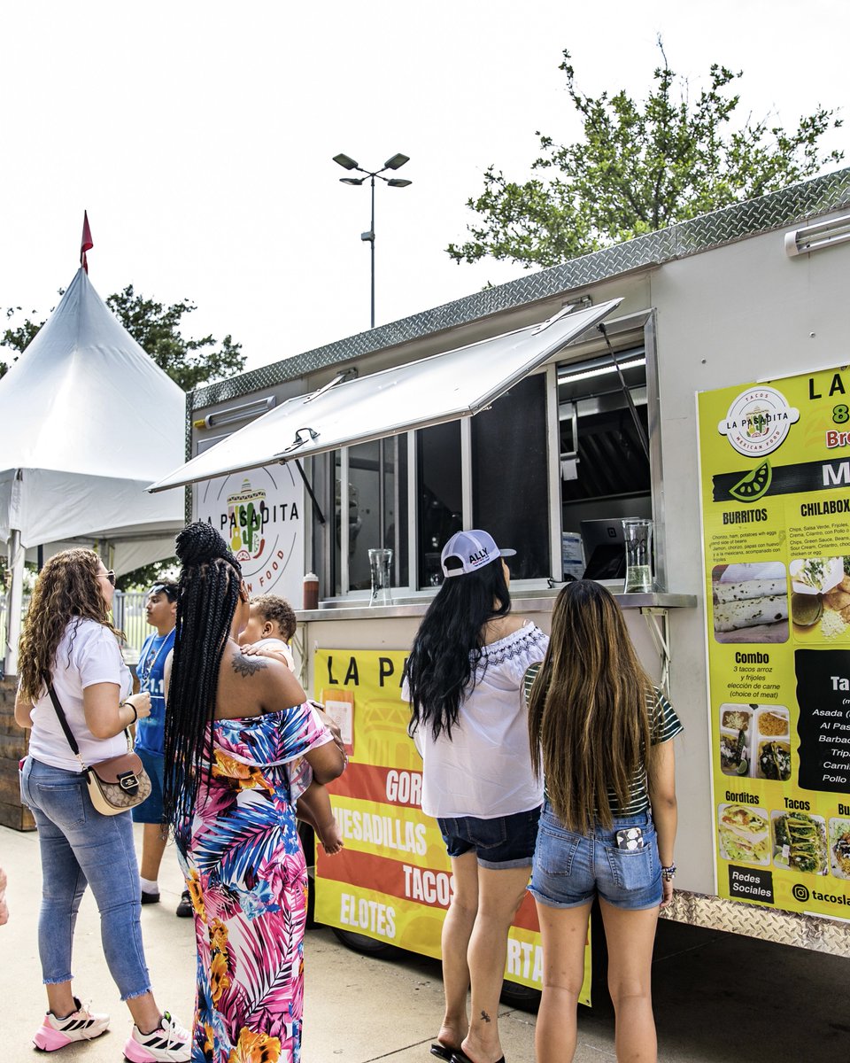 JUST ANNOUNCED: Tacos & Tunes presented by @millerlite is BACK this May! Enjoy food trucks, live music, cold beer, games & more!    

🗓️: May 4 
⏰: 3-7 pm CT 
🏟️: Miller Lite®House at #ATTStadium  
🎟️: FREE Admission and Parking   

Head to attstadium.com for more…