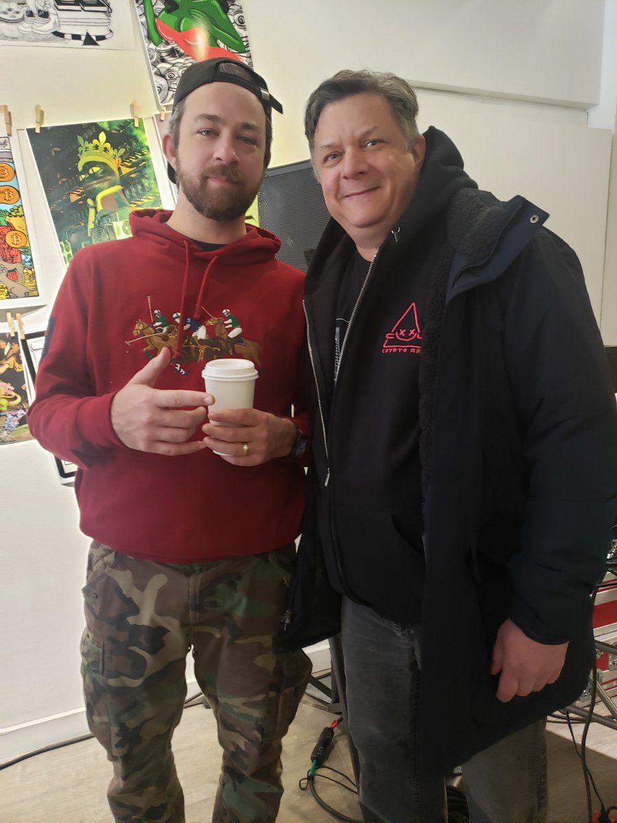 With 2 legends @DJQbert 🐐🎛️💿& @ScrillaVentura 🎚️🖼️🐸 [@CultCryptoArt hoodie not for sale - stop asking pls 😅]