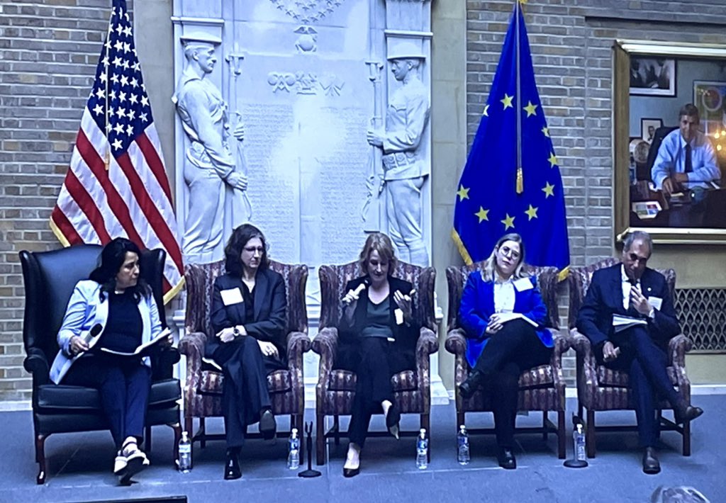 Disruptions caused by pandemic, war, extreme weather & other challenges underscore the need for unified approaches to ensuring the resiliency of agri-food supply chains, said @USDA @EUAgri Collaboration Platform on Agriculture panelists from @COCERAL_EU @FEFAC_EU @USSEC @usdaRD