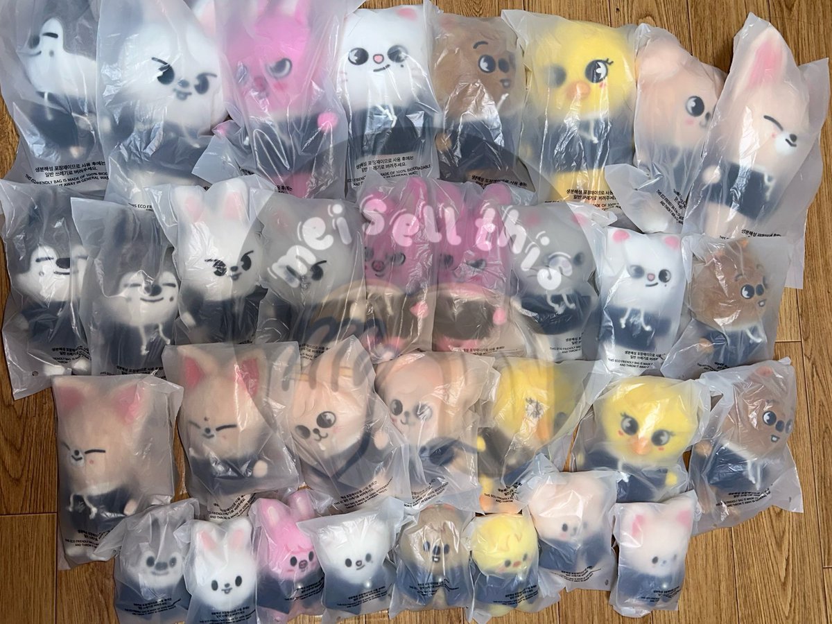 meisellthis's tweet photo. [READY STOCK]
SKZ’S Magic School Merch Fanmeeting, SKZOO Cafe, & Pop Up Store

• ID photo set
• Collect book
• T-shirt
• Ball Cap
• Cardigan
• Bracelet
• Acrylic Magnet
• Box Tape
• Image Picket
• Photo Deco
• SKZOO Backpack
• Mini Plushie 15cm
• Plushie 10cm
• Lightstick Cape v2
• Mini Crossbag
• ID Photo Holder
• Reusable Bag
• Scrunchie
• Bagde set
• Room Shoes
• Plush Photocard Holder
• Soft Keyring

Stock & harga langsung ke shopee yaa, link shopee diupdate di thread ini 🙆🏻‍♀️
——

*tag Bangchan Lee Know Changbin Hyunjin Han Felix Seungmin I.N Wolfchan Leebit Dwaekki Jiniret Hanquokka Bbokari PuppyM FoxI.Ny